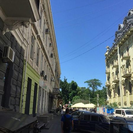 Fiesta Apartamento Odesa Exterior foto
